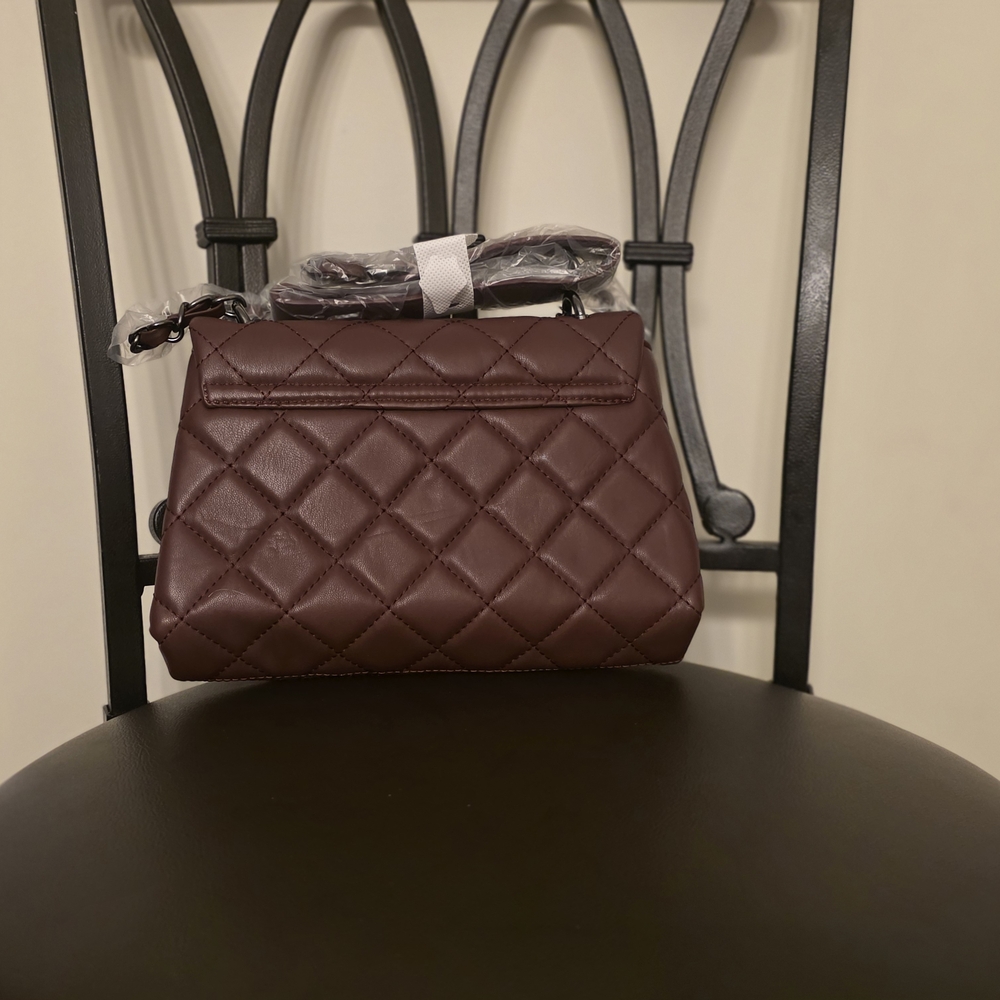 NWT Badgley Mischka Quilted Crossbody - Picture 5 of 10